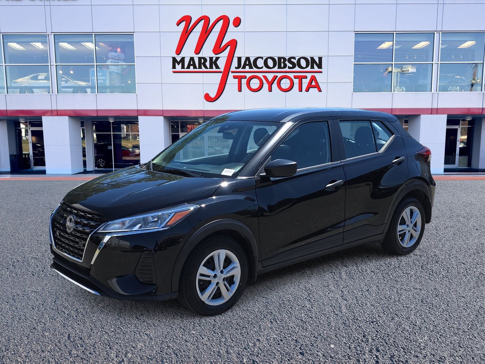 2024 Nissan Kicks S