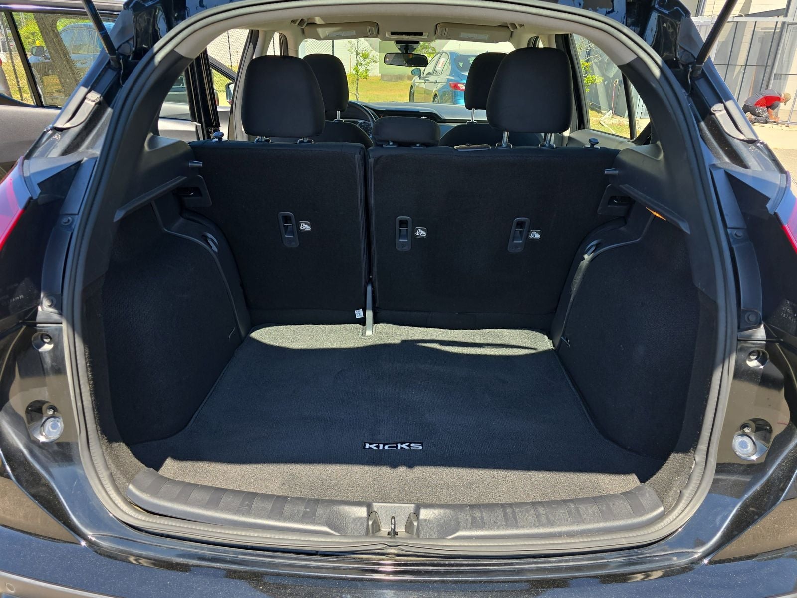 2024 Nissan Kicks S