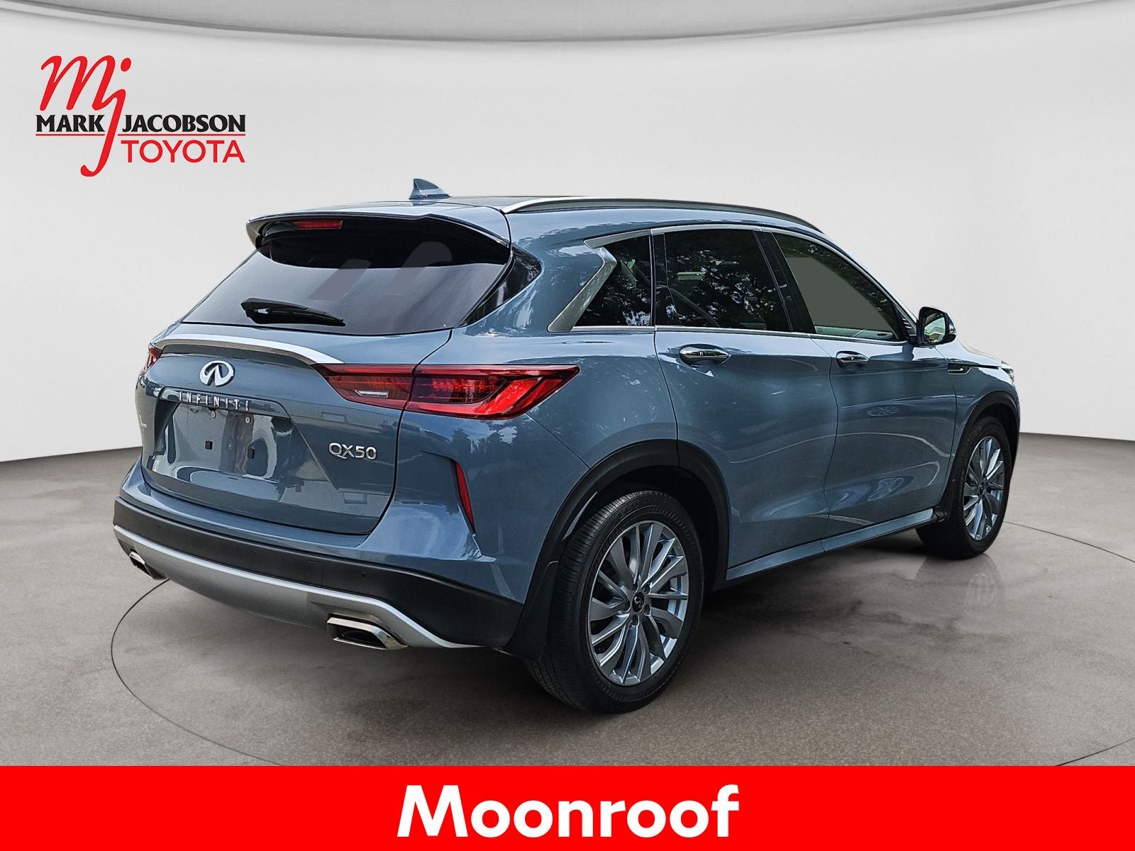 2023 INFINITI QX50 LUXE