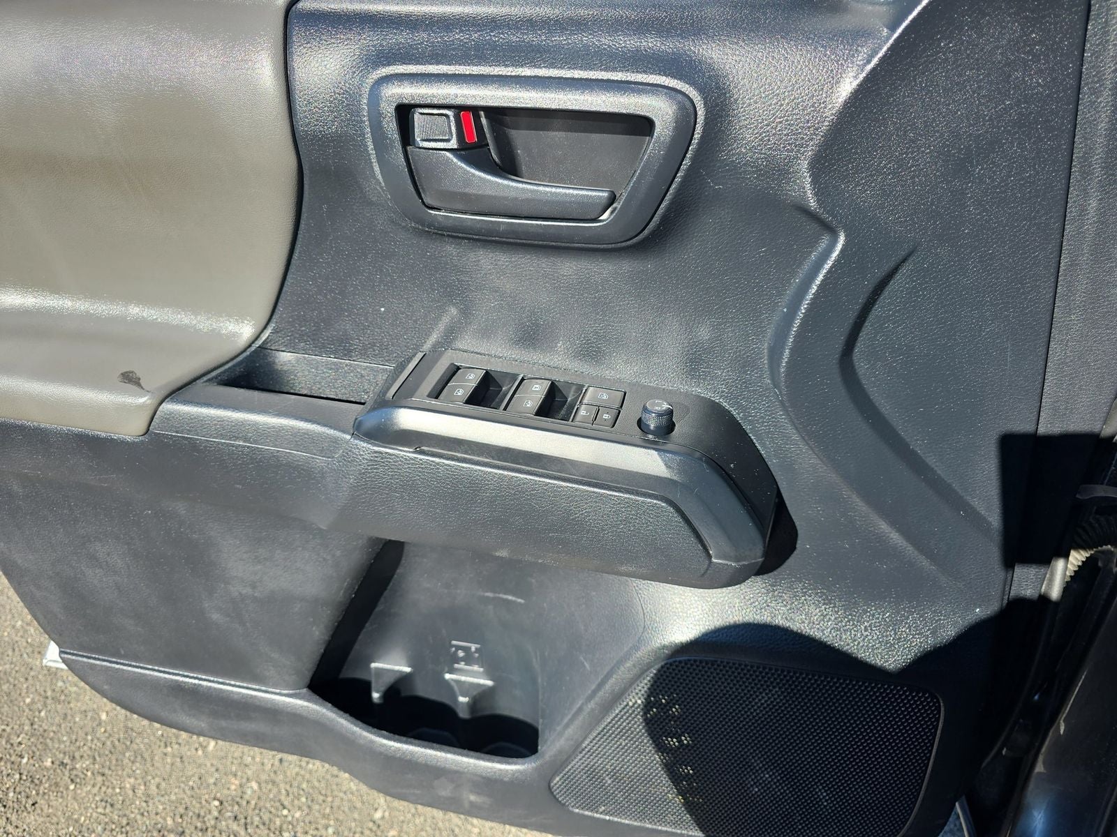 2019 Toyota Tacoma SR V6