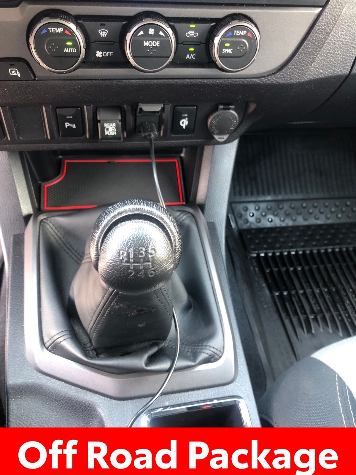 2022 Toyota Tacoma TRD Sport V6