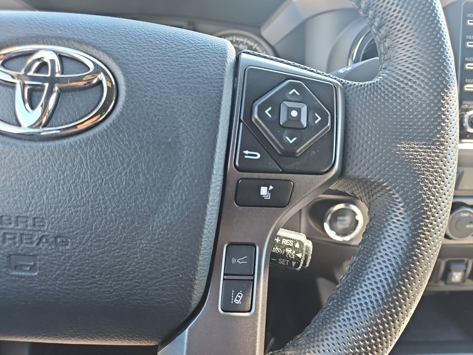 2023 Toyota Tacoma TRD Sport V6