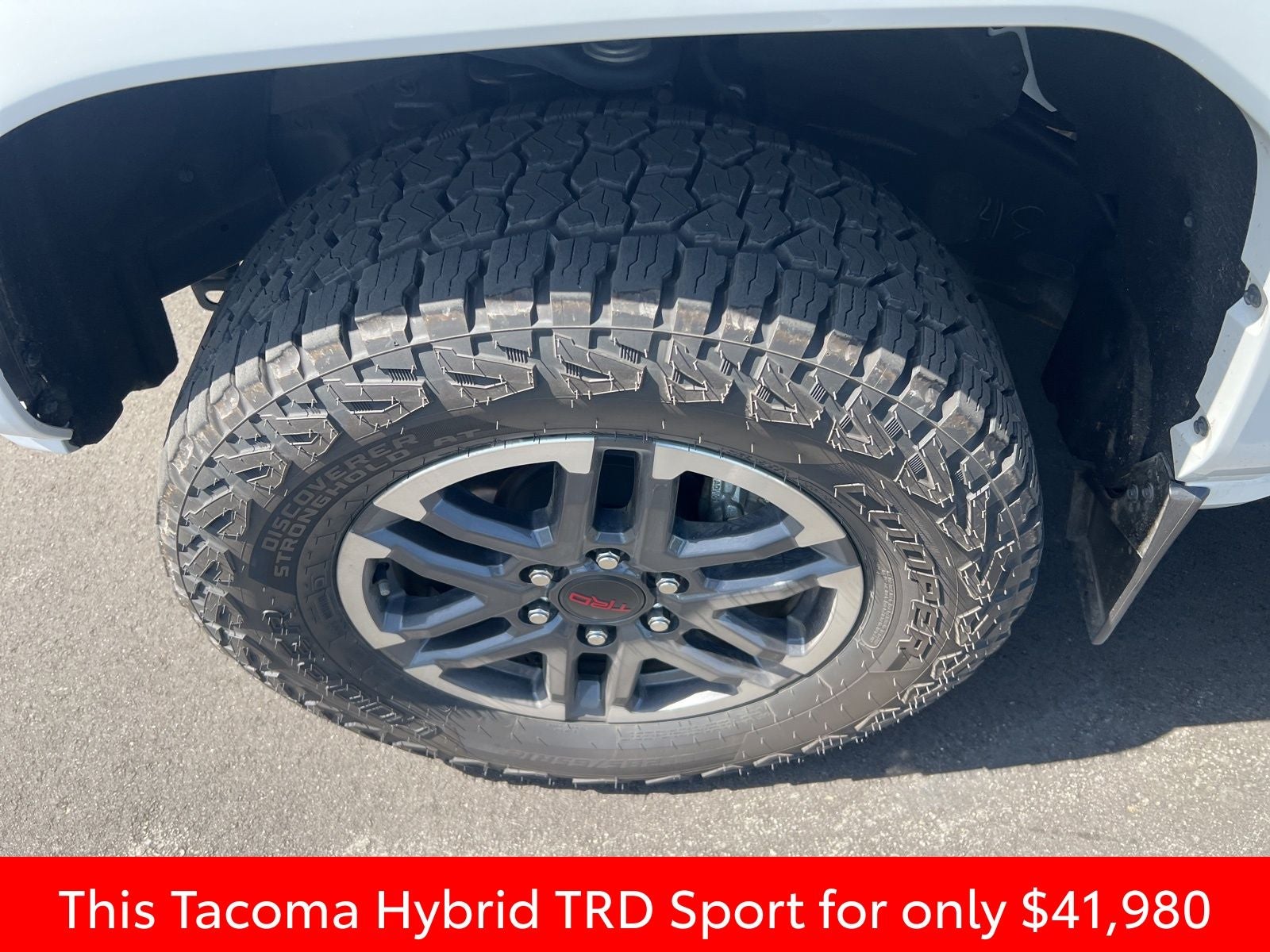 2024 Toyota Tacoma Hybrid TRD Sport