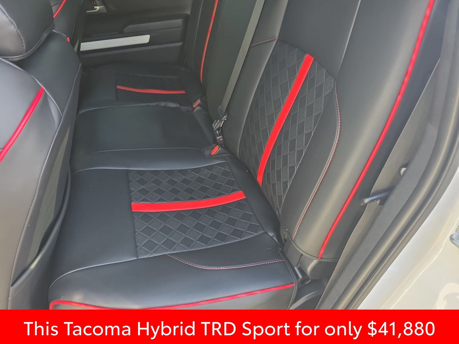 2024 Toyota Tacoma Hybrid TRD Sport
