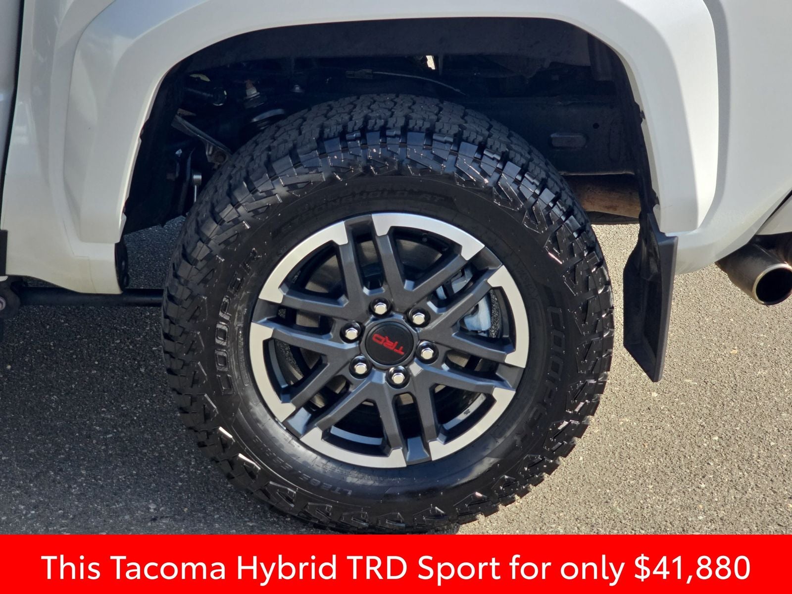 2024 Toyota Tacoma Hybrid TRD Sport