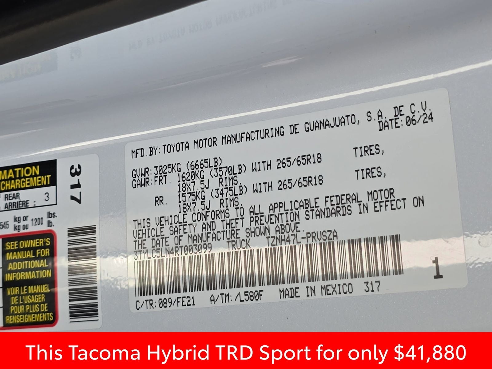 2024 Toyota Tacoma Hybrid TRD Sport