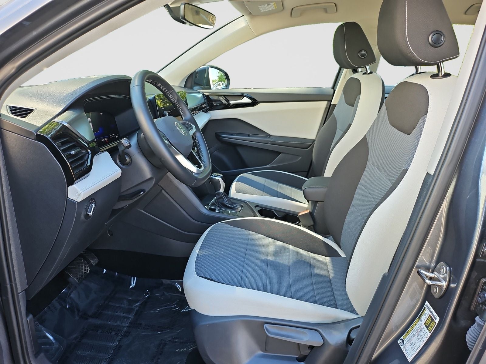 2025 Volkswagen Taos 1.5T S