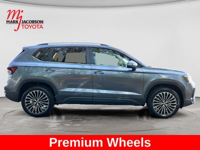 2025 Volkswagen Taos 1.5T SE