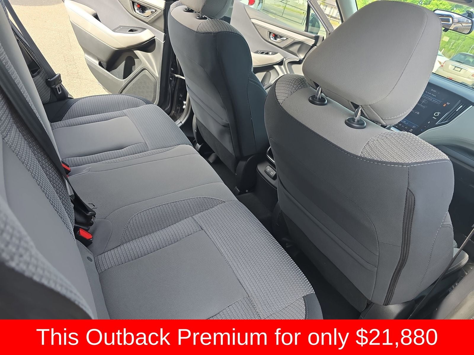 2022 Subaru Outback Premium