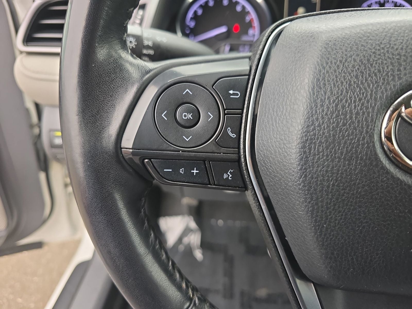 2019 Toyota Camry SE