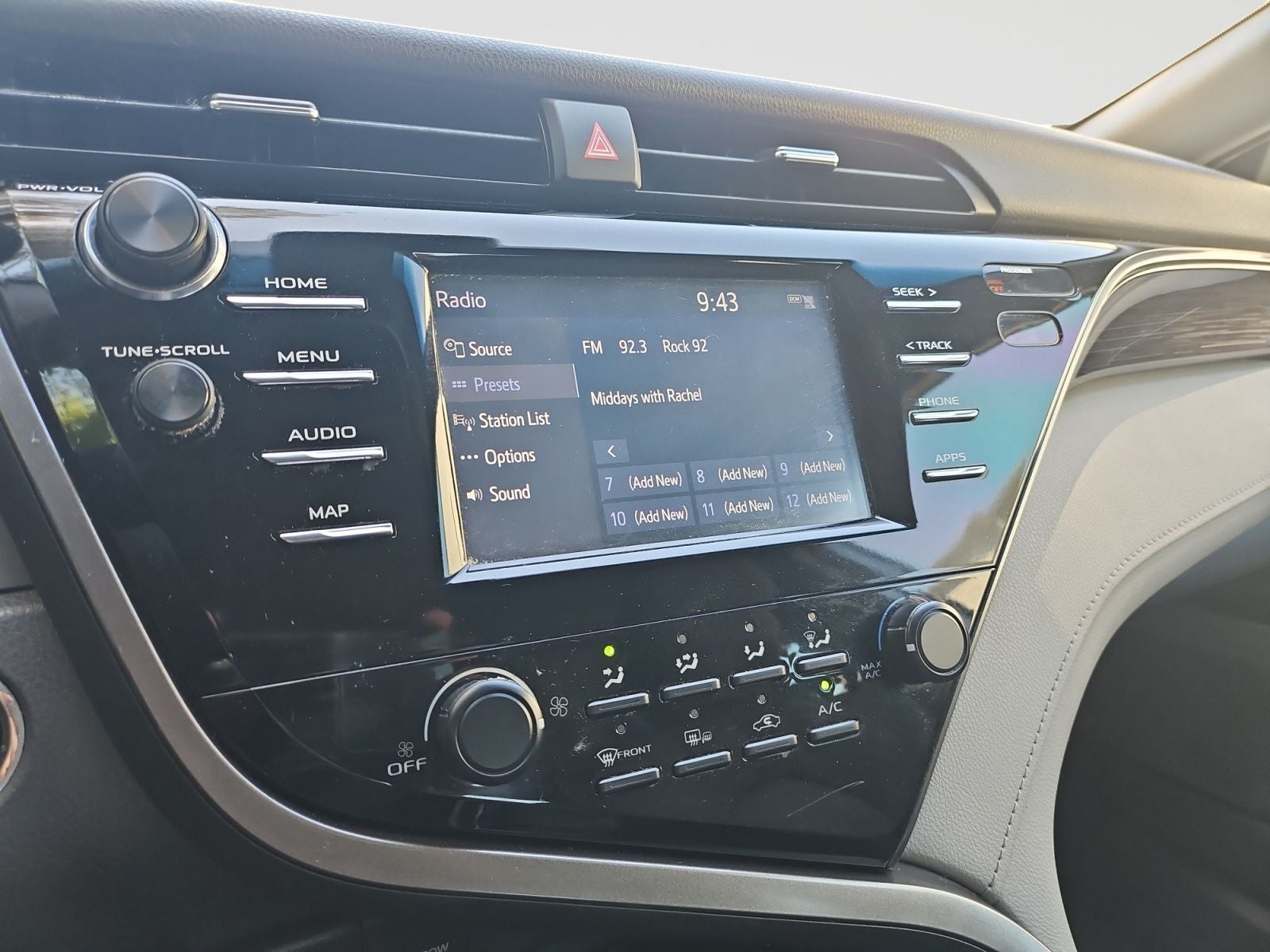 2019 Toyota Camry LE