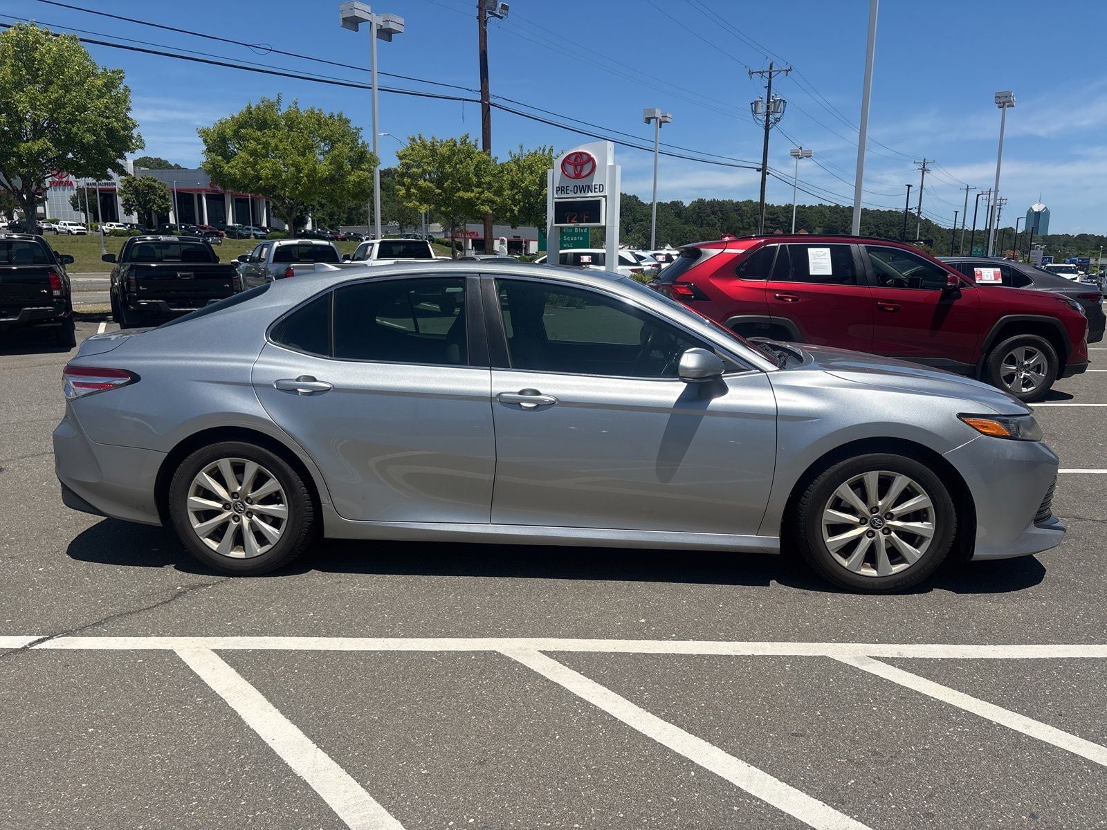 2019 Toyota Camry LE