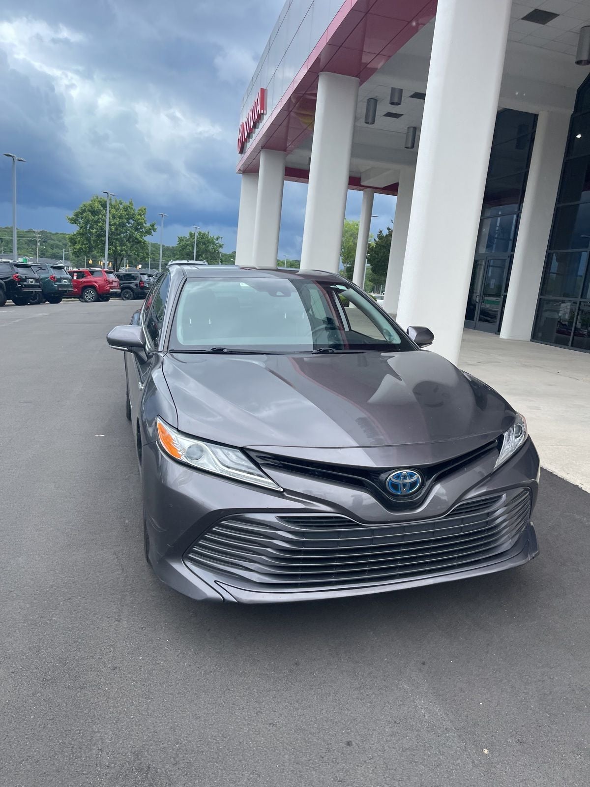 2019 Toyota Camry Hybrid XLE