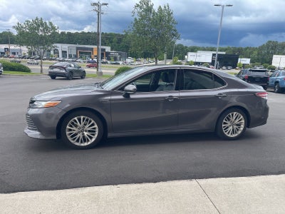 2019 Toyota Camry Hybrid XLE