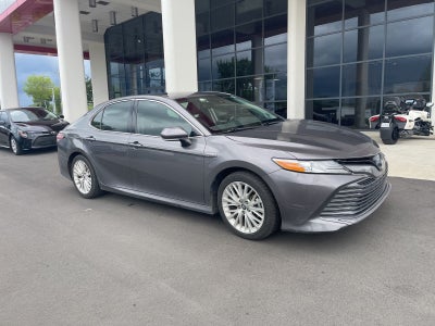 2019 Toyota Camry Hybrid XLE