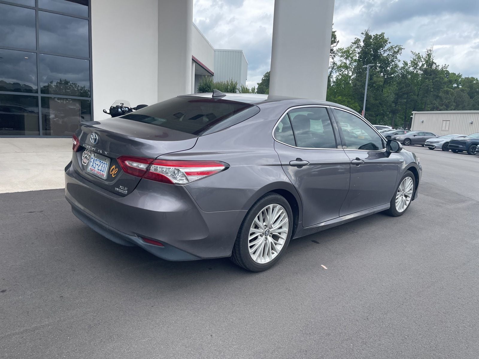 2019 Toyota Camry Hybrid XLE