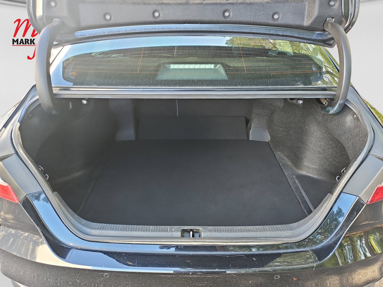 2018 Toyota Camry Hybrid XLE