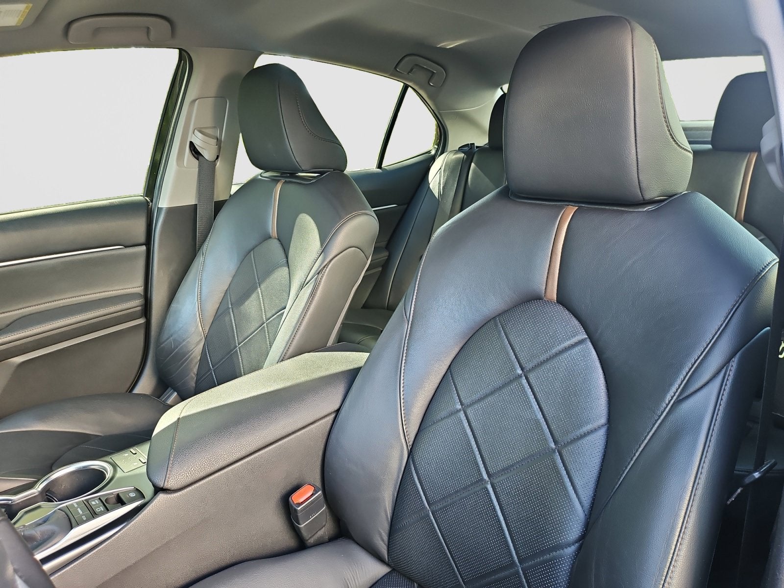 2018 Toyota Camry Hybrid XLE
