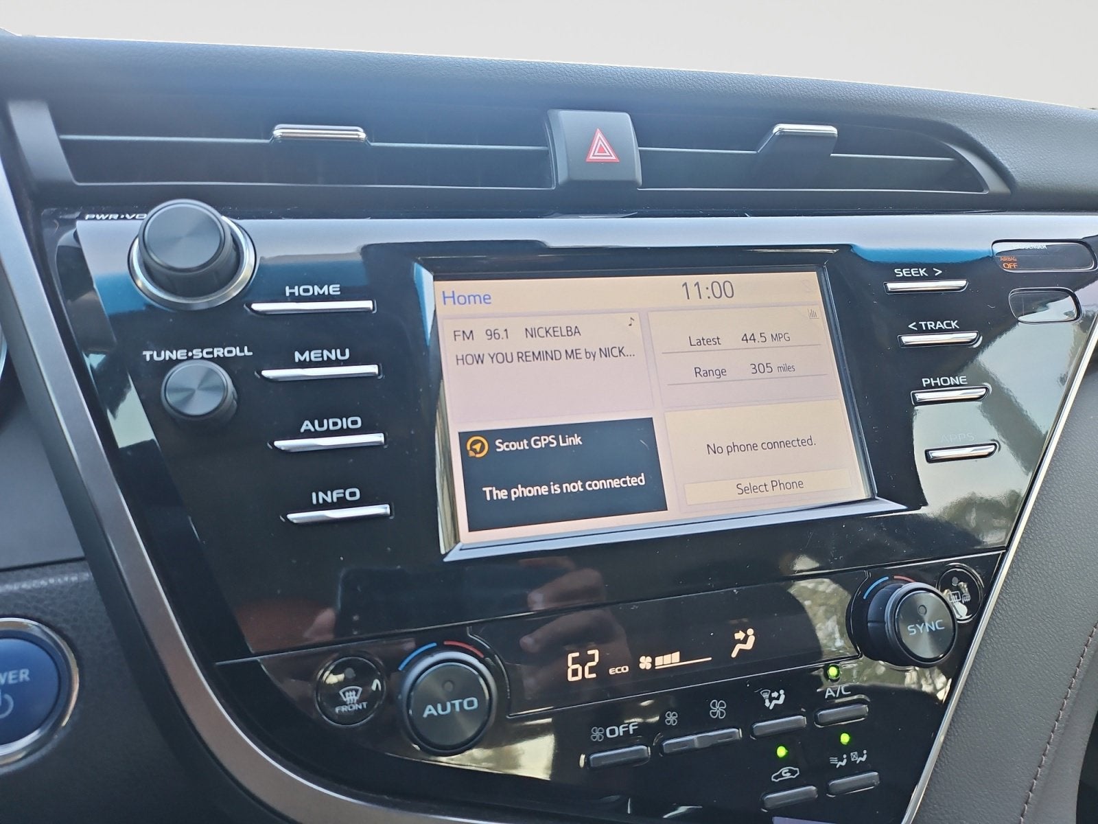 2018 Toyota Camry Hybrid XLE
