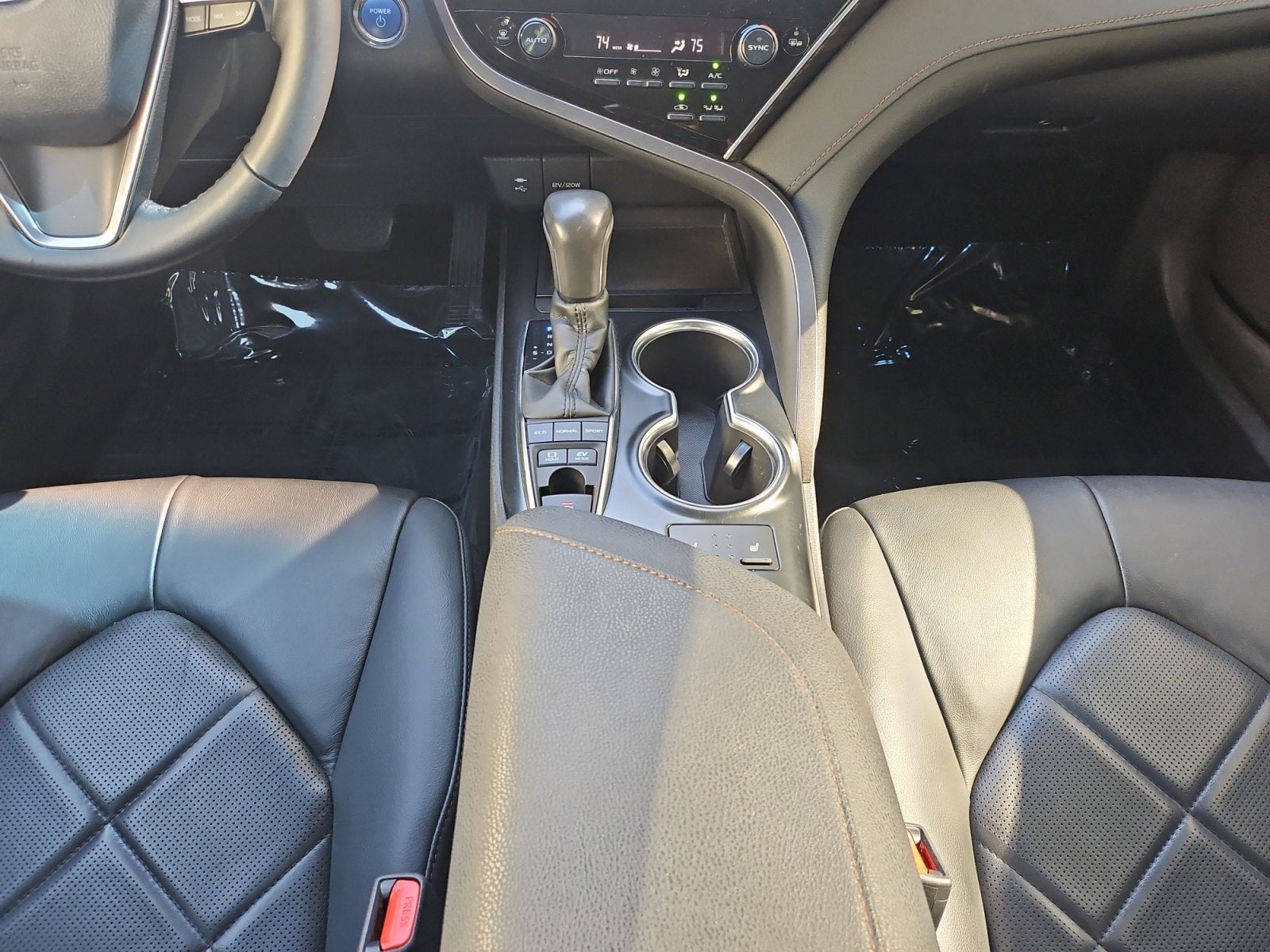 2018 Toyota Camry Hybrid XLE