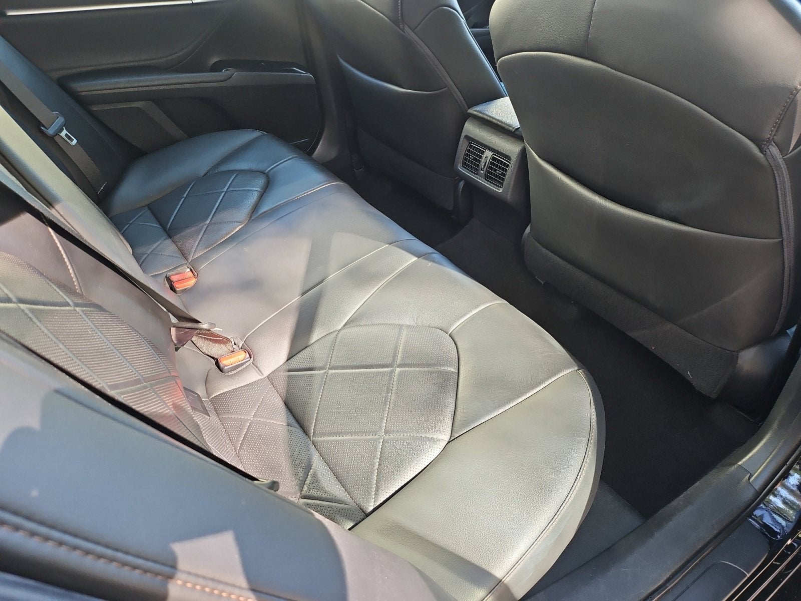 2018 Toyota Camry Hybrid XLE