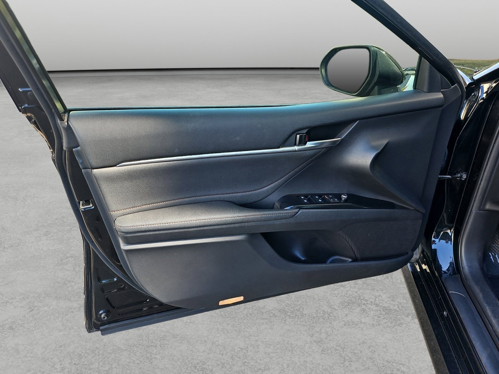 2018 Toyota Camry Hybrid XLE
