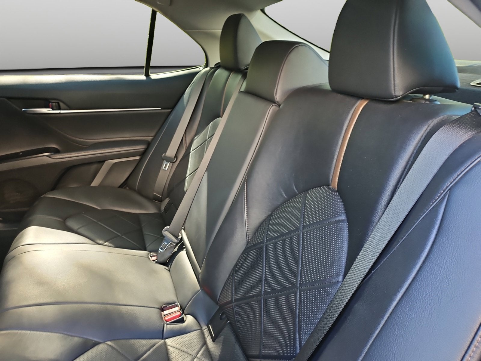 2018 Toyota Camry Hybrid XLE