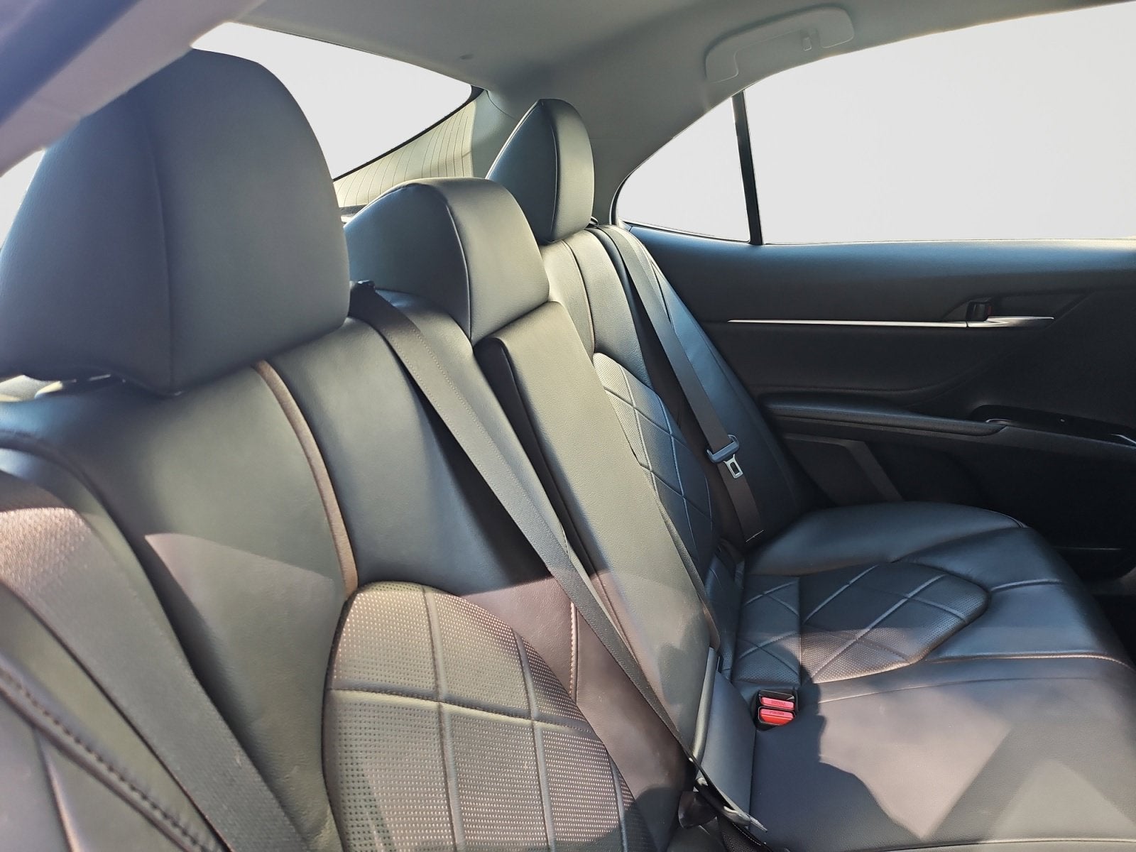 2018 Toyota Camry Hybrid XLE