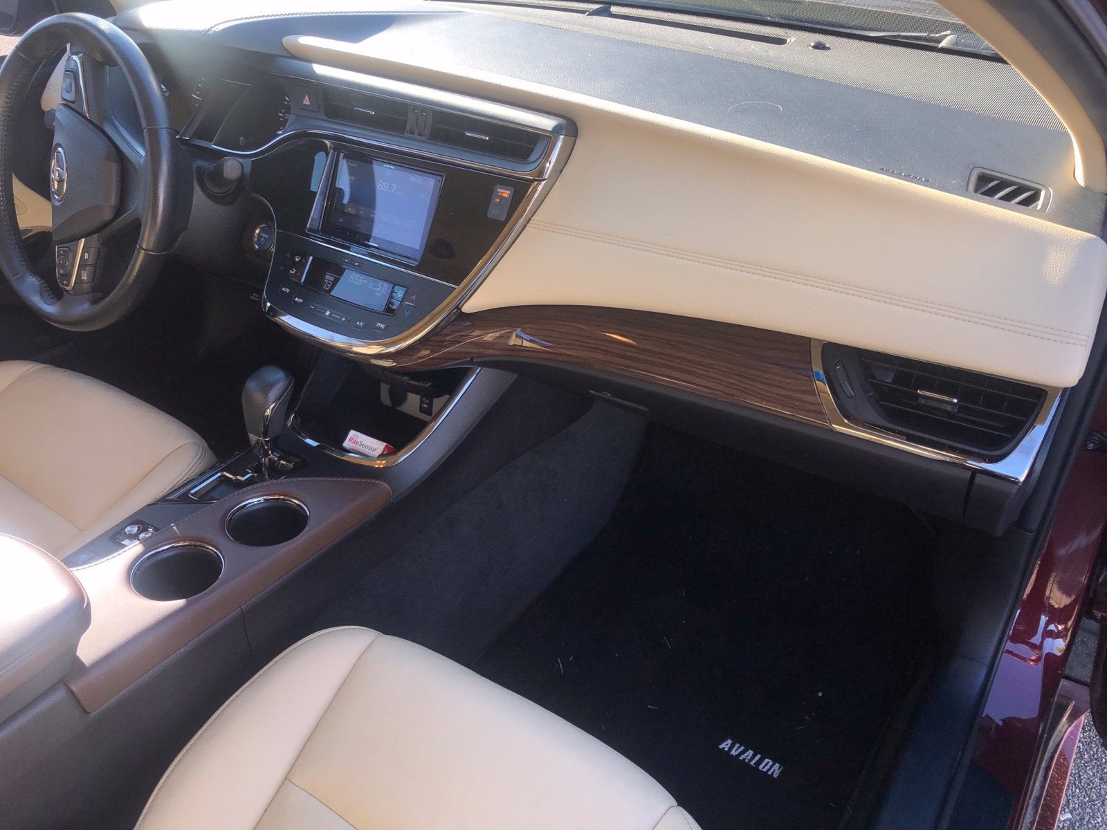 2015 Toyota Avalon Hybrid XLE Touring