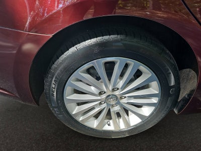 2015 Toyota Avalon Hybrid XLE Touring