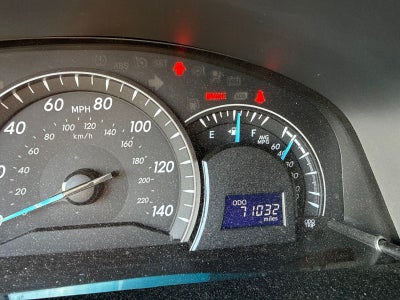 2014 Toyota Camry LE 2014.5