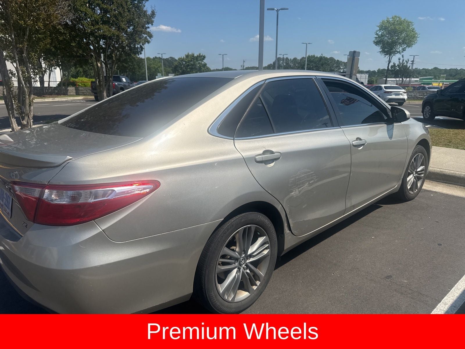 2015 Toyota Camry SE