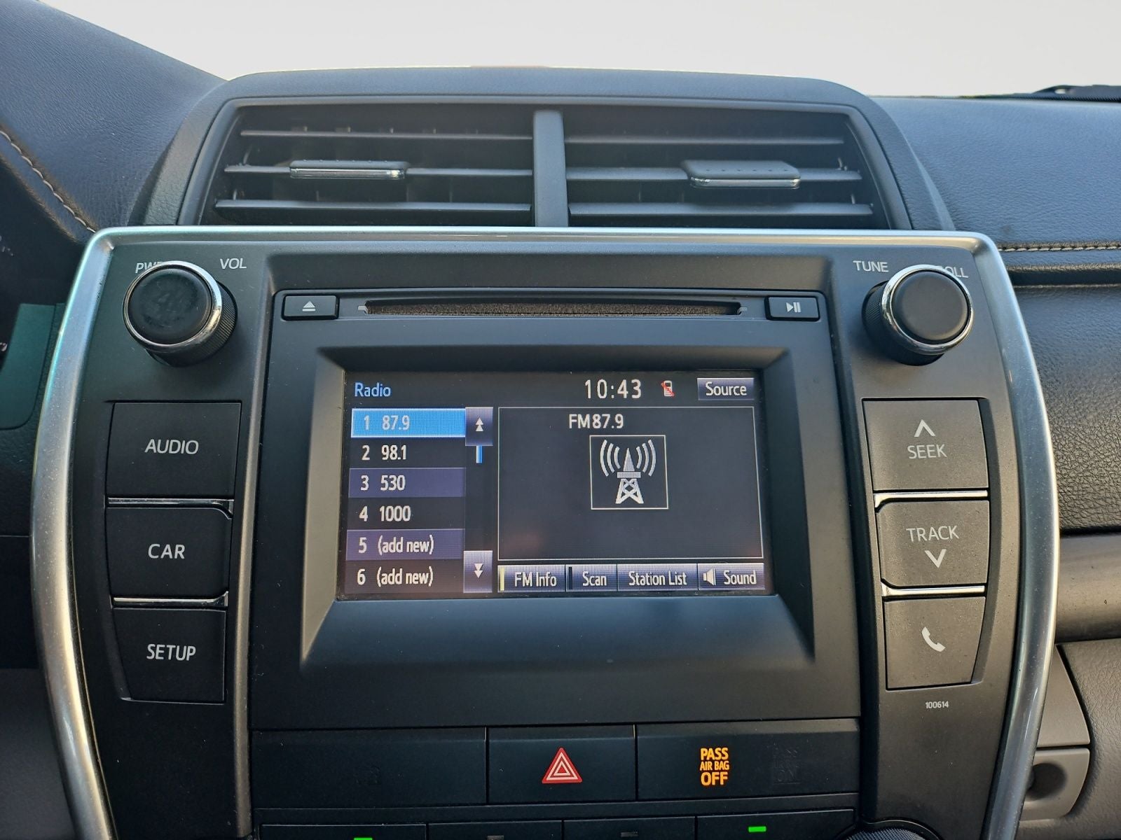 2017 Toyota Camry LE
