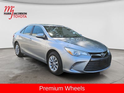 2017 Toyota Camry LE