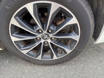 2016 Toyota Avalon XLE