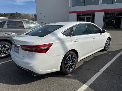 2016 Toyota Avalon XLE