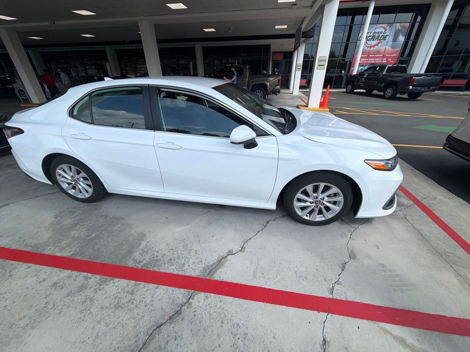 2024 Toyota Camry LE