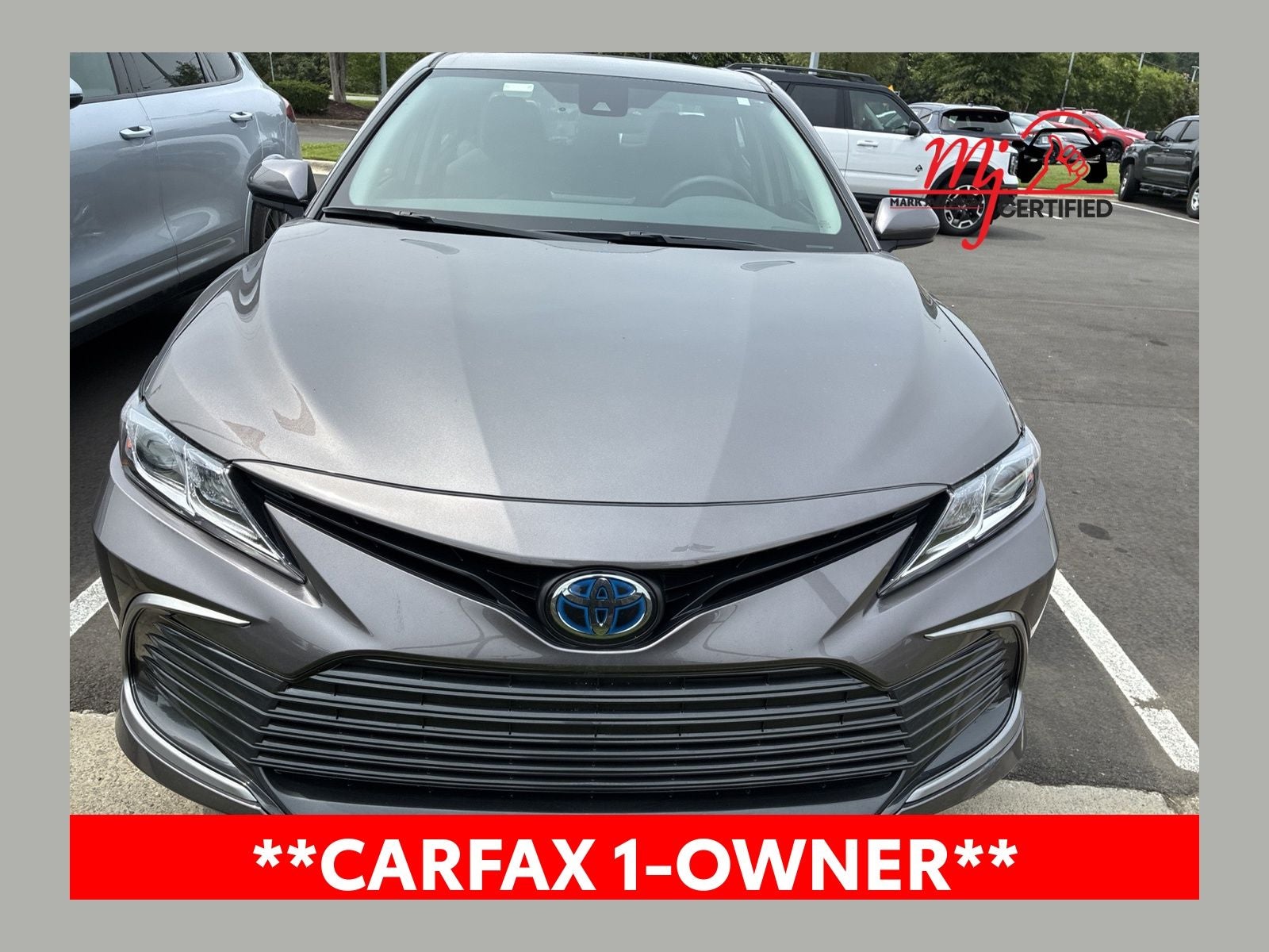 2022 Toyota Camry Hybrid LE