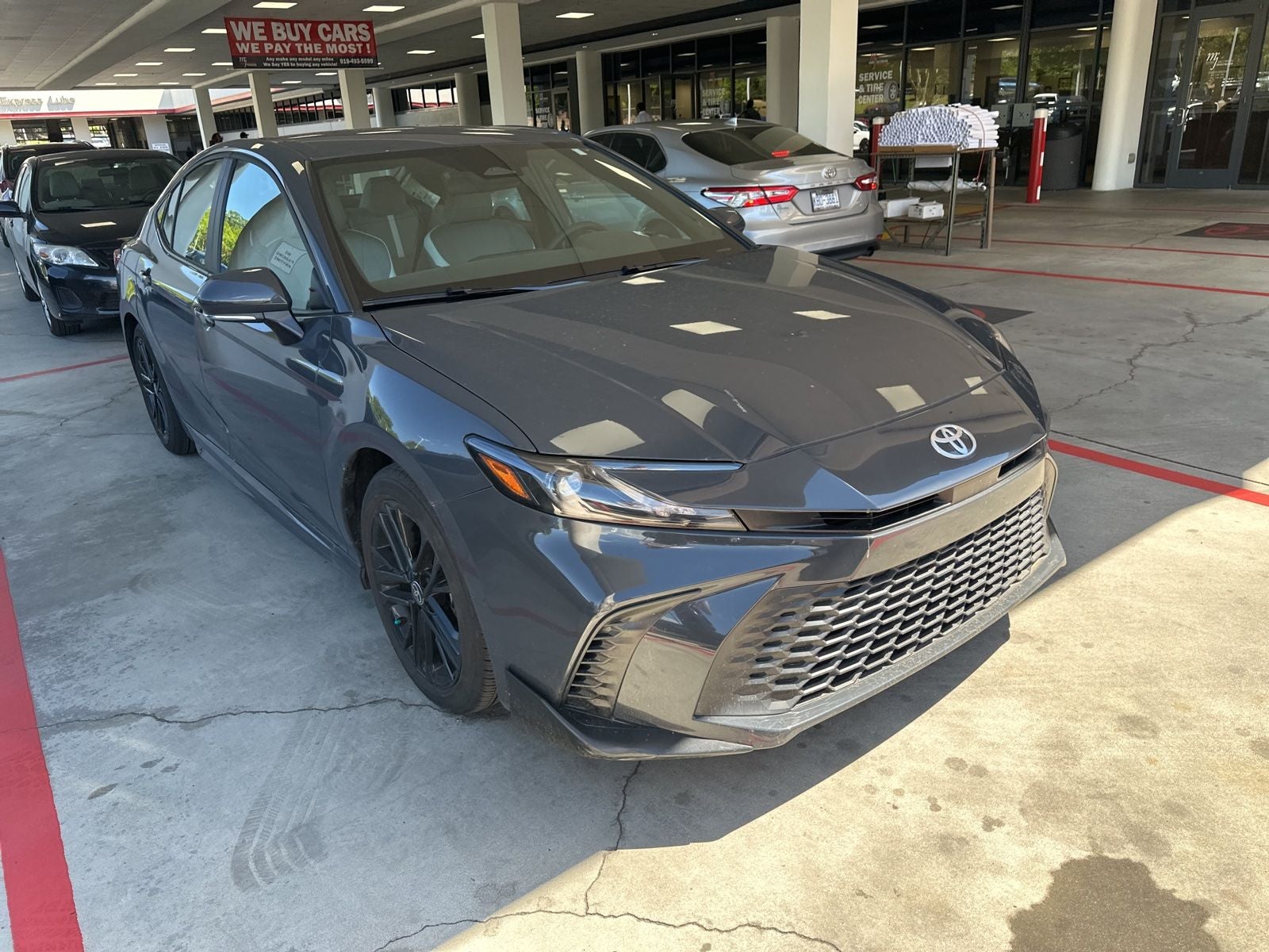2025 Toyota Camry SE