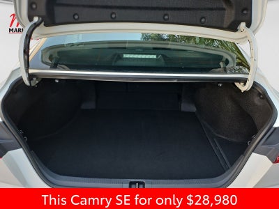 2025 Toyota Camry SE