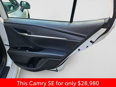 2025 Toyota Camry SE