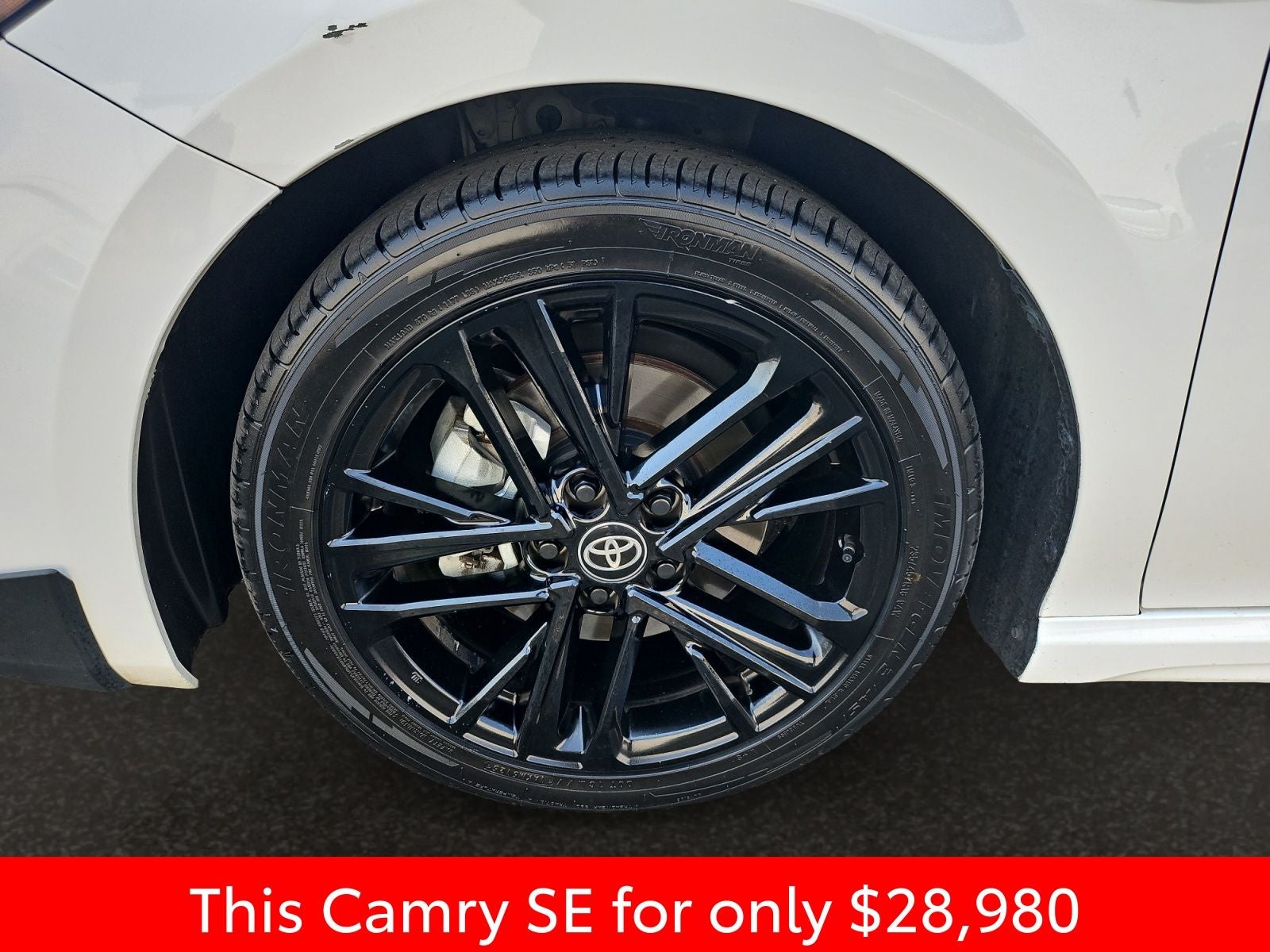 2025 Toyota Camry SE