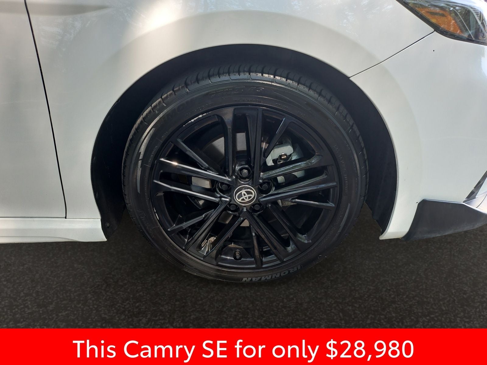 2025 Toyota Camry SE