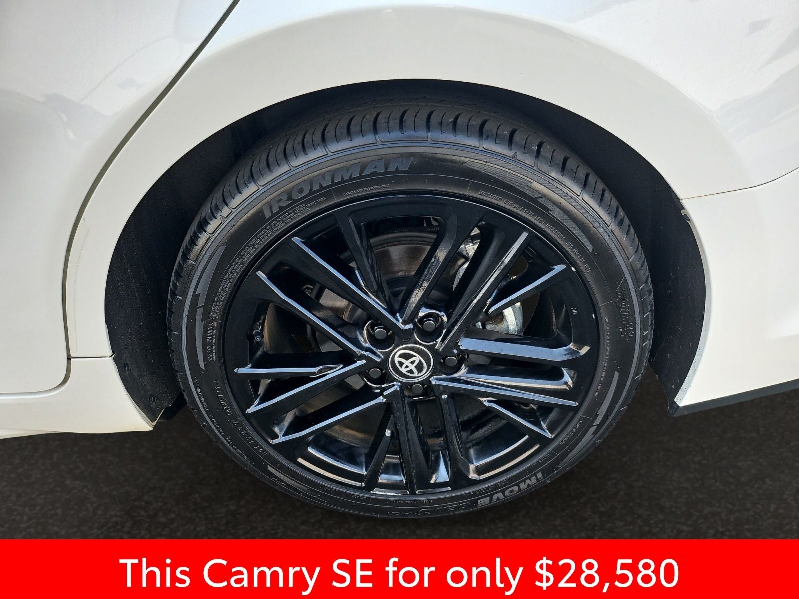 2025 Toyota Camry SE