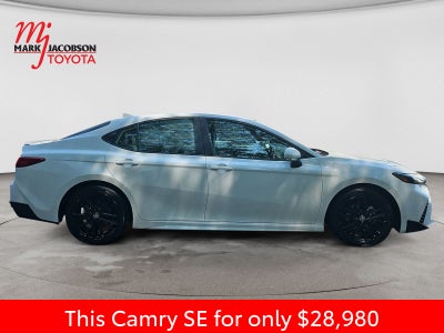 2025 Toyota Camry SE