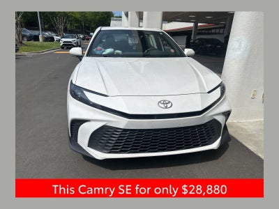 2025 Toyota Camry SE