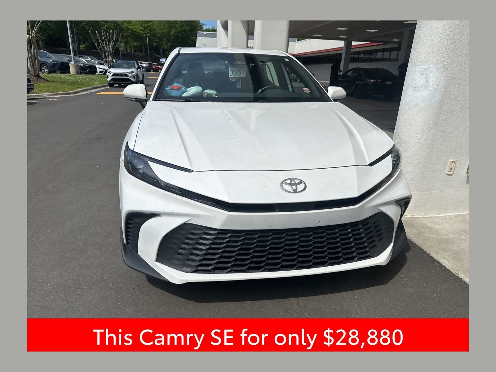 2025 Toyota Camry SE