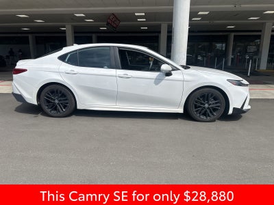 2025 Toyota Camry SE