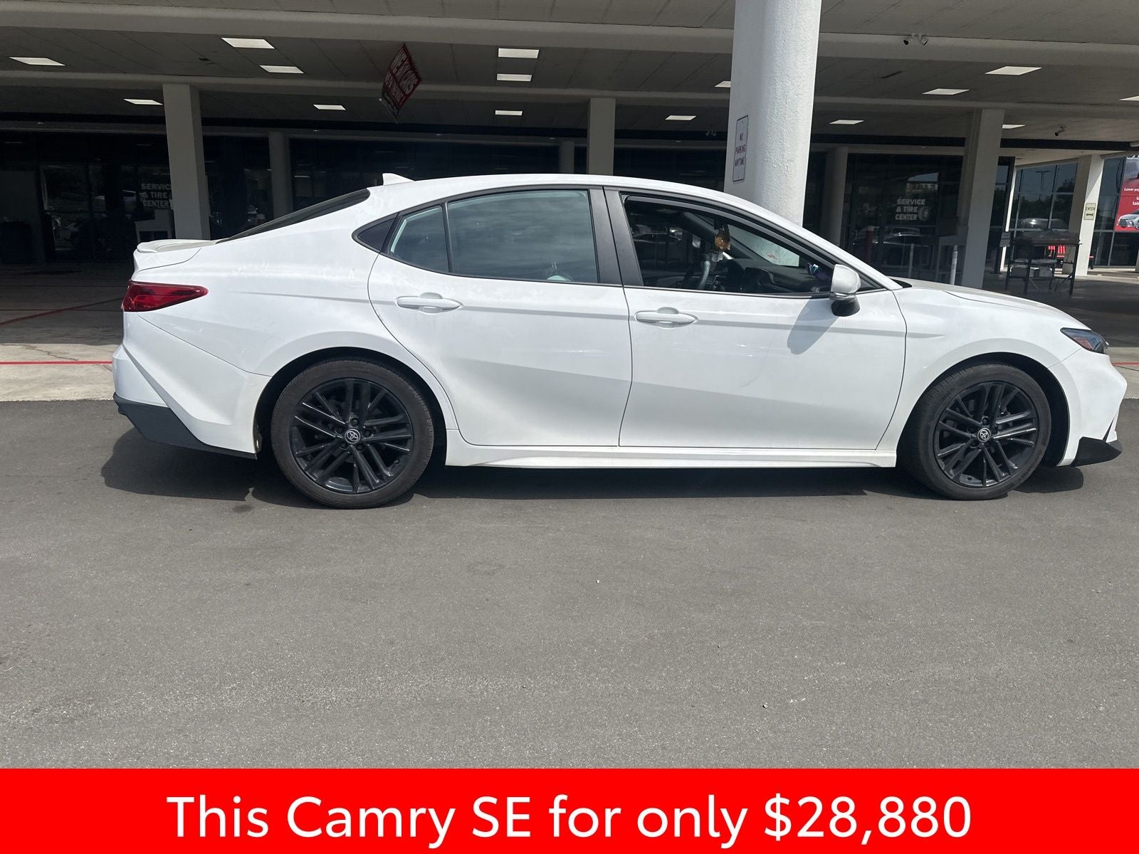 2025 Toyota Camry SE