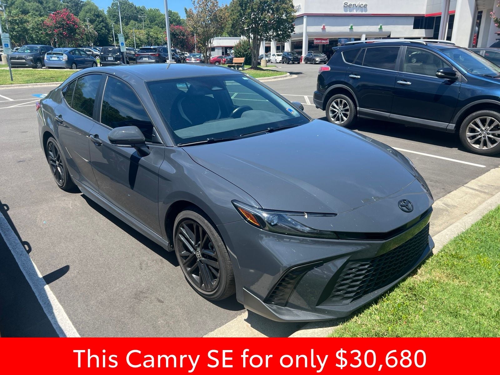 2025 Toyota Camry SE